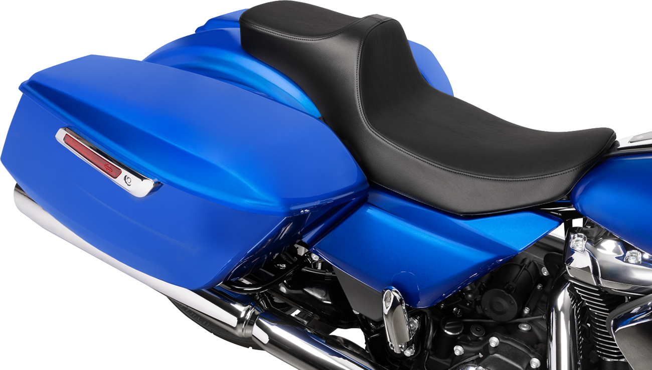 Extended Reach Predator III Seat - Smooth - Vinyl - FLH/FLT '23-'24 [0801-2033] - Image 3