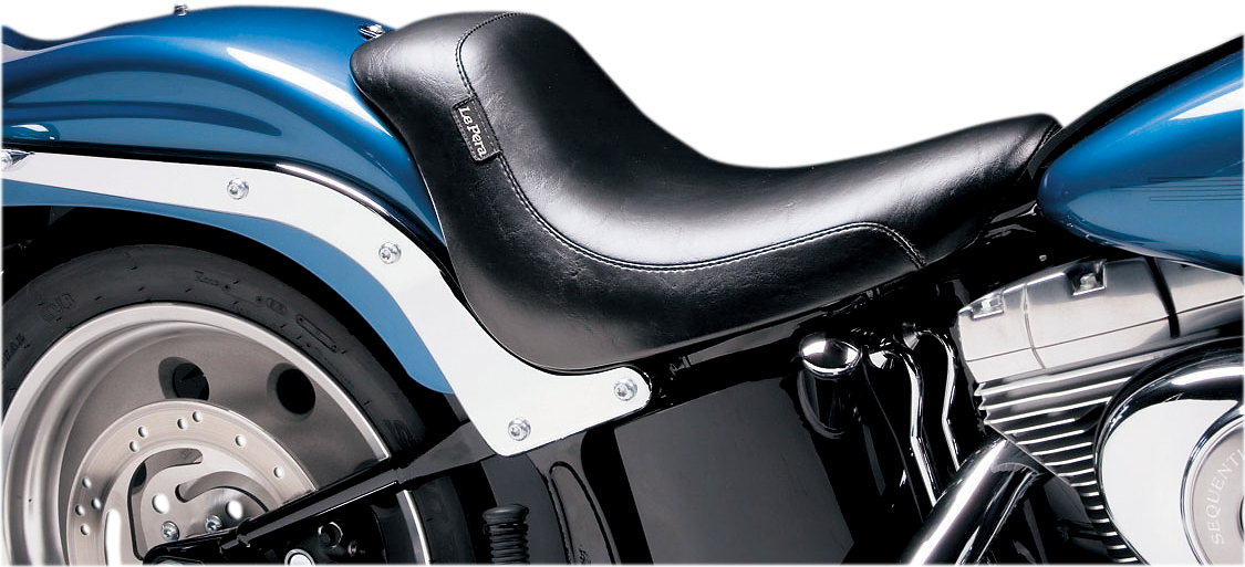 Silhouette Solo Seat - Smooth - Black - FXST '06-'17 [0802-0332]
