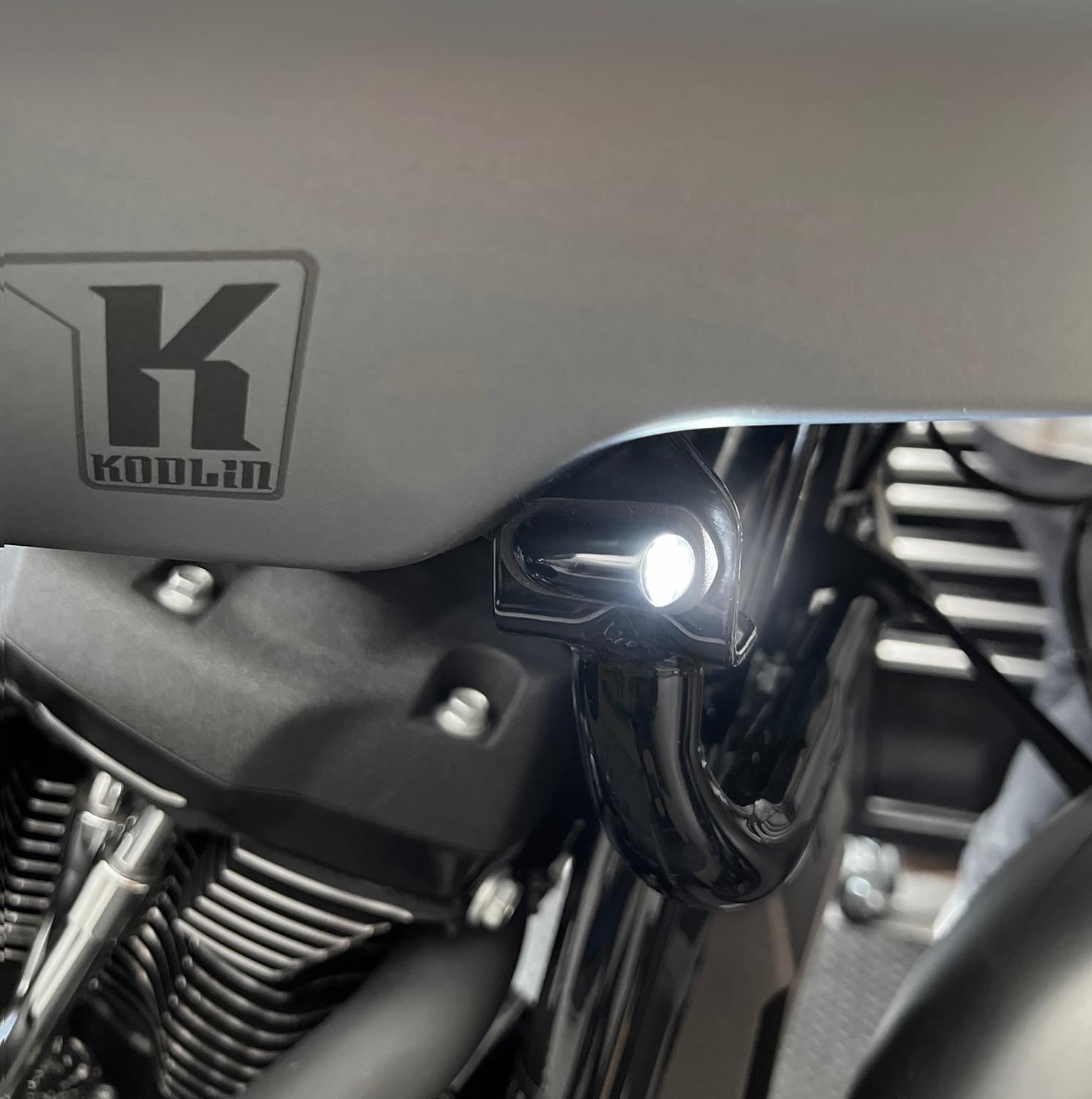 Neowise Bullet Smooth 2-1 LED Turn Signal - Run/Turn Signal - Black [2020-2134] - Image 4