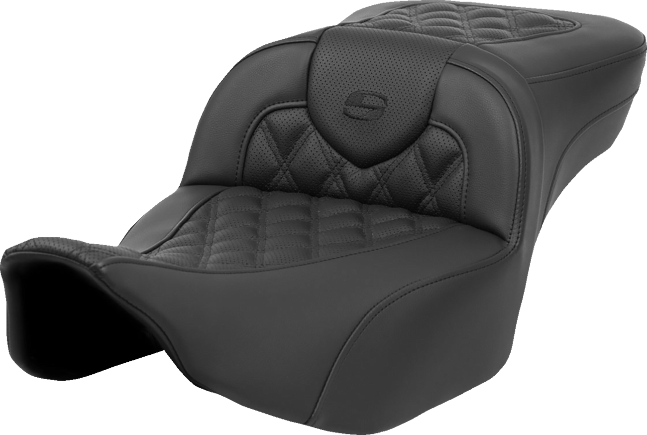 Roadsofa™ Extended Reach Heated Seat - Heated RoadSofa™ Seat - Extended Reach - Lattice Stitch - w/o Backrest - FLT/FLH ’23-‘24 [0801-2040]