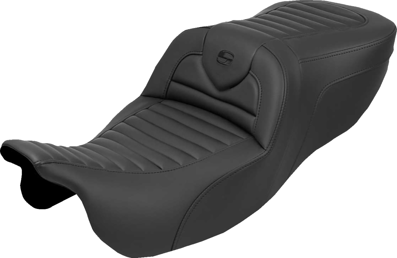 RoadSofa™ Seat - Roadsofa™ Seat - without Backrest - Tuck-n-Roll - FLRT/FLTRT '15-'25 [0801-2144]