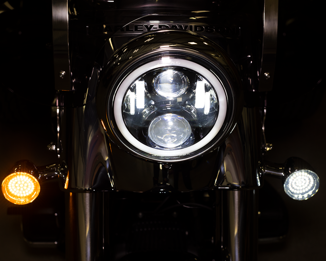 7" Halo Headlamp with Touring Adapter - Headlamp - 7" - LED - Black [2001-2376] - Image 3