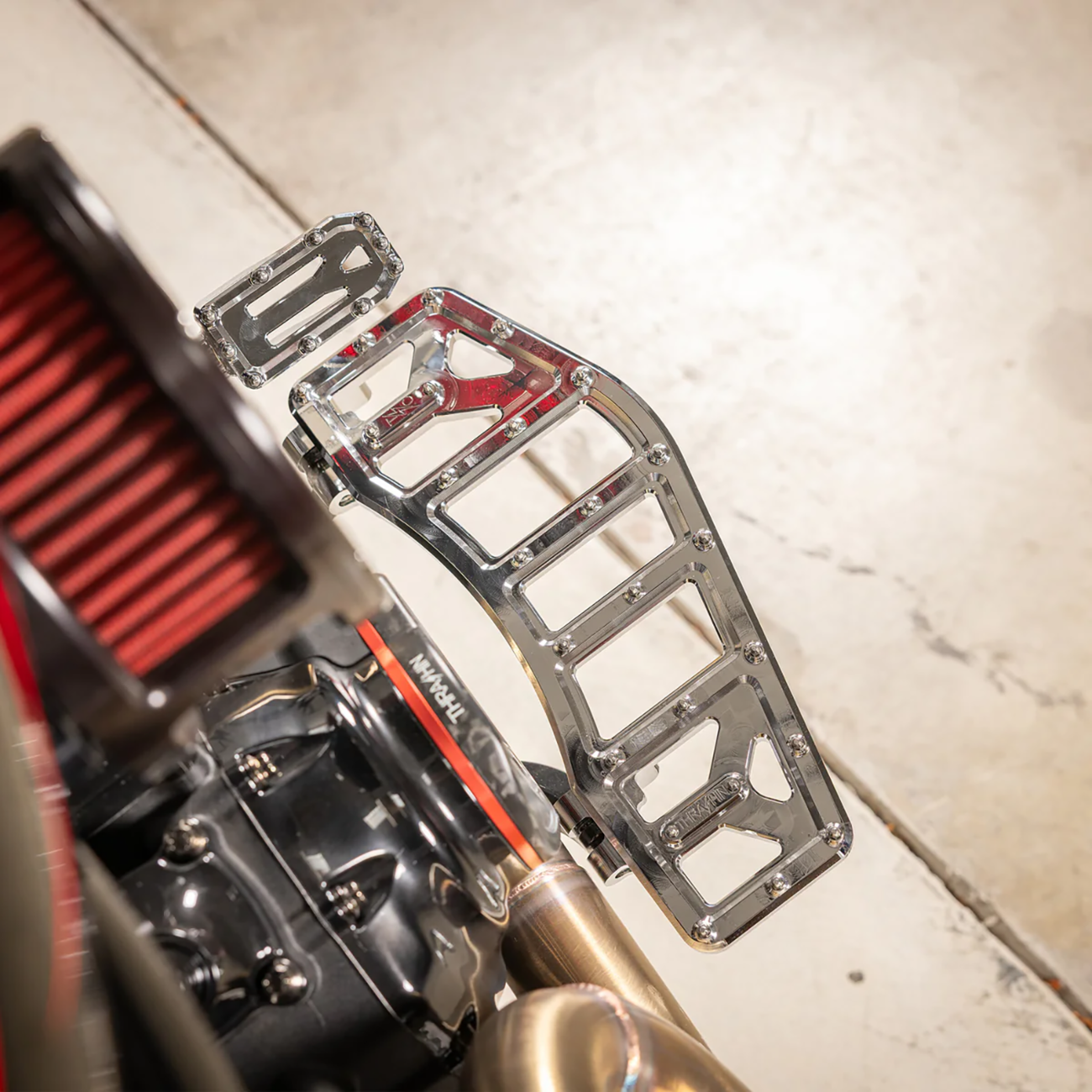 Aggressor Brake Pedal - Chrome - Touring [1610-0765] - Image 4