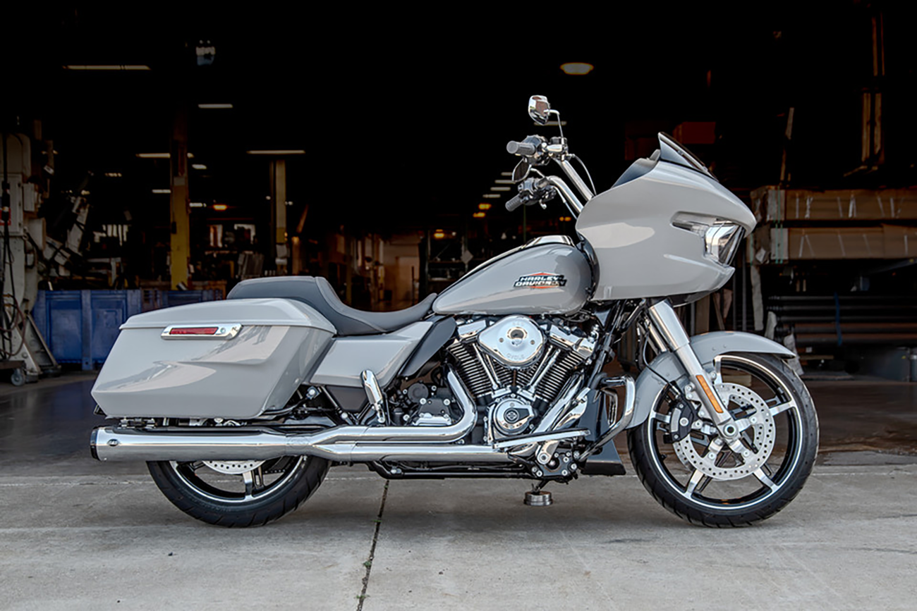 2-into-1 GNX Exhaust System - 49-State - Chrome - M8 Touring [1800-2760]