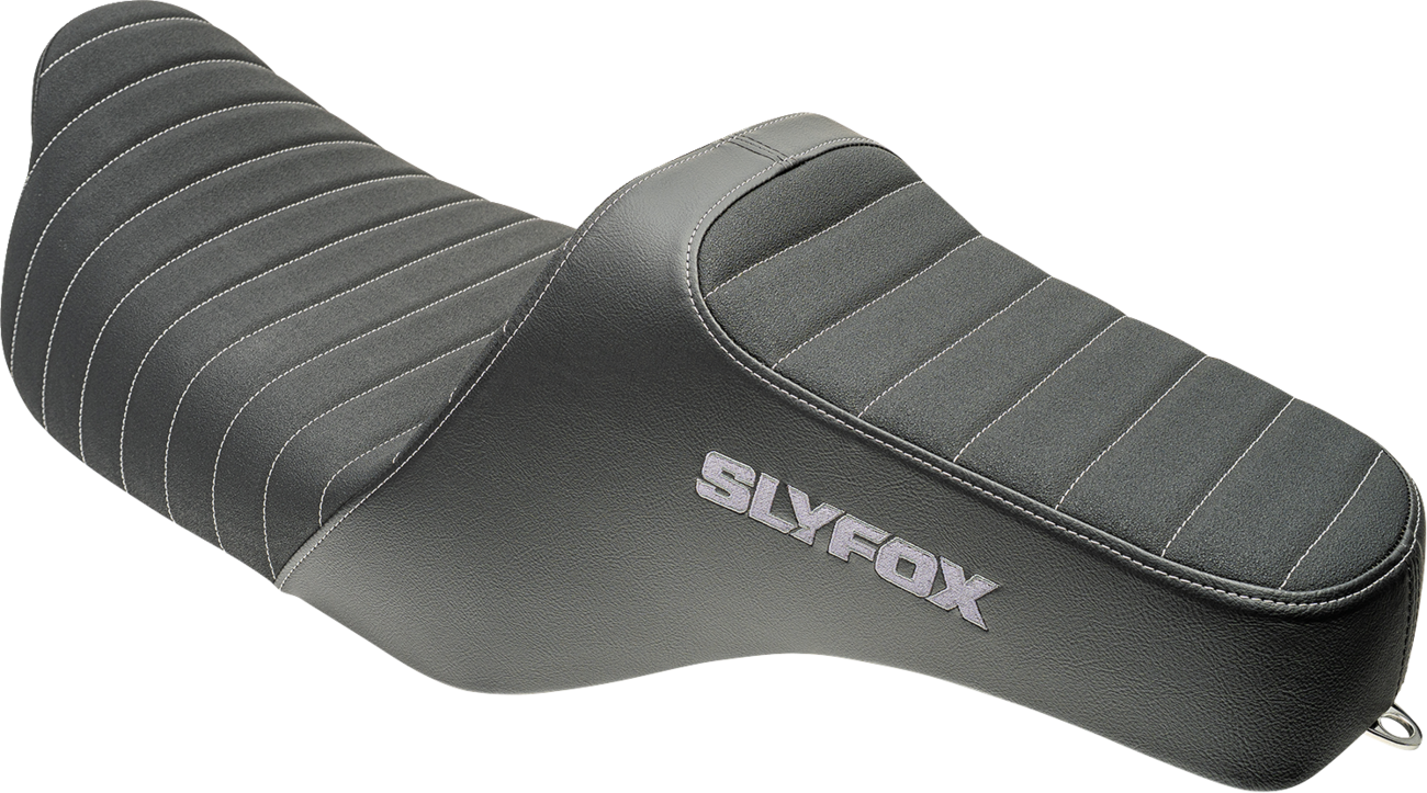 High Noon Seat - Highnoon Seat - Vinyl - Classic Stitch - Silver Logo - FLH/FLT '08-'24 [0801-2096] - Image 2