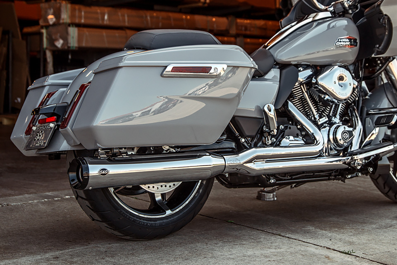 2-into-1 GNX Exhaust System - 49-State - Chrome - M8 Touring [1800-2760] - Image 3