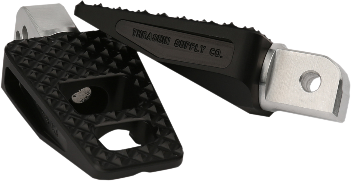 P-54 Foot Pegs - Rear P-54 Foot Pegs - Black - Softail [1620-1761]
