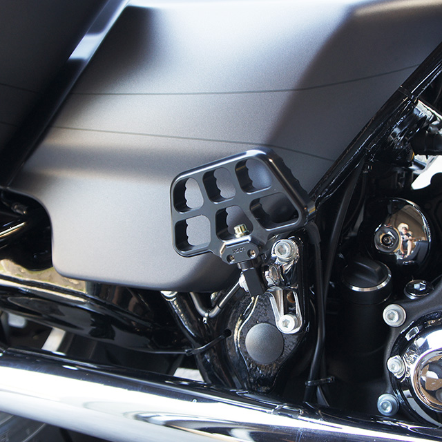 Mini Serrated Floorboards - Black - Softail [1621-0920] - Image 3