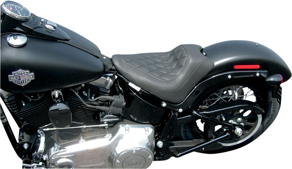 Wide Tripper™ Solo Seat - Seat - Wide Tripper™ Solo - without Backrest - Diamond - Black [0802-0769] - Image 2