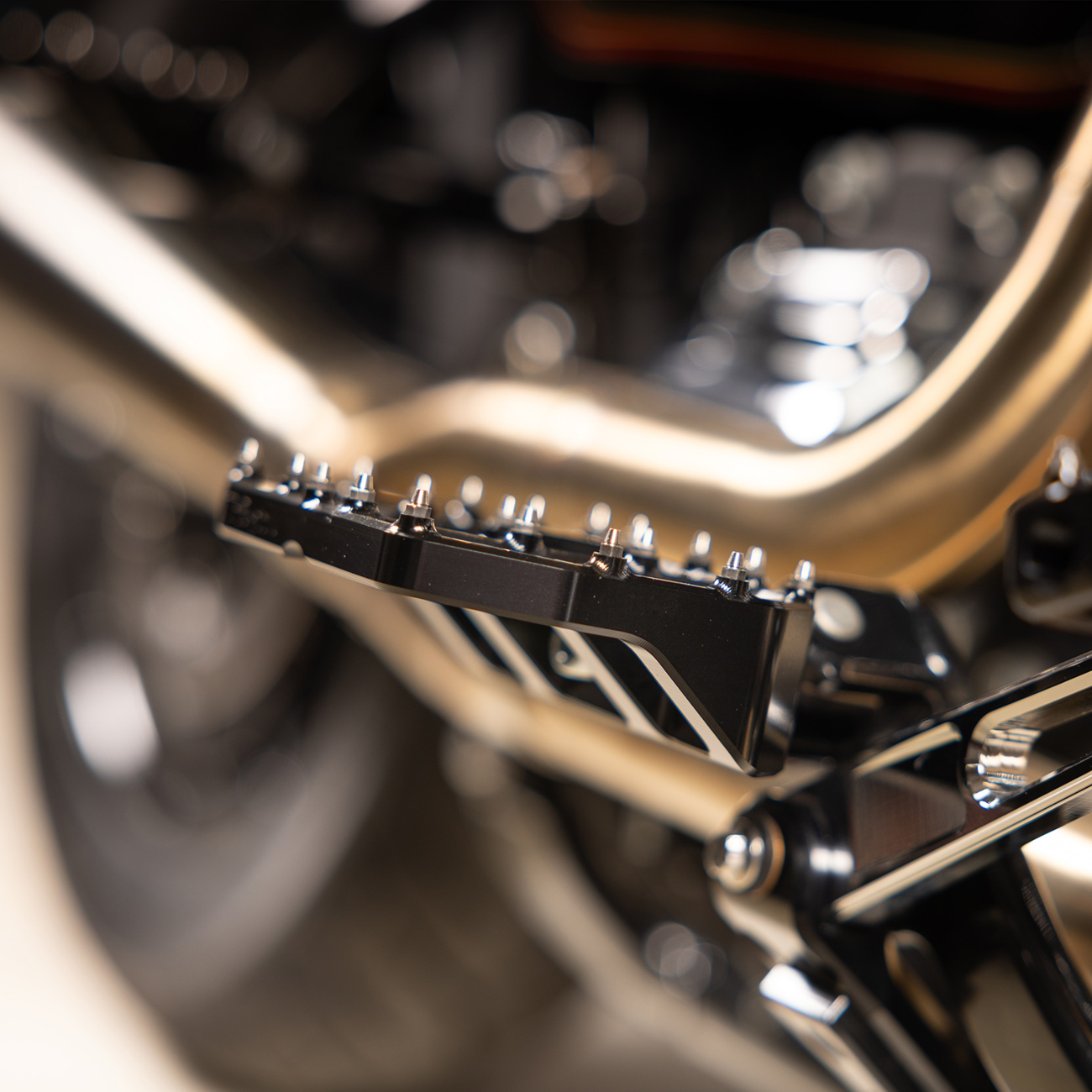 Mini Aggressor Floorboards - Black - Rear [1621-1227] - Image 5