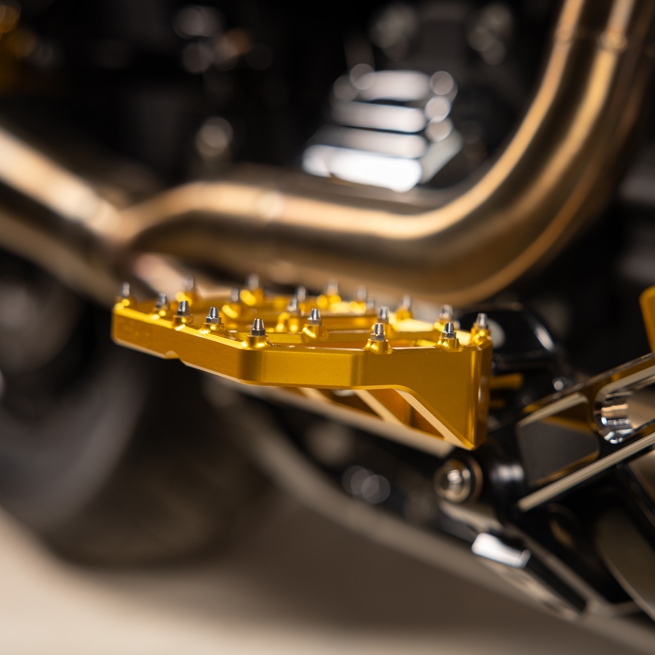 Mini Aggressor Floorboards - Gold - Rear [1621-1229] - Image 7