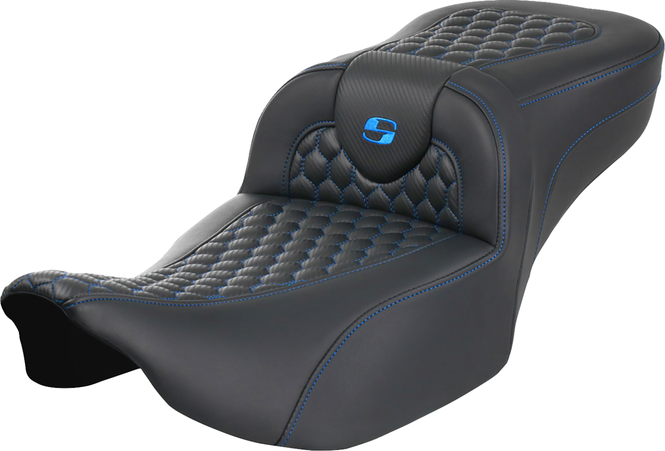 Roadsofa™ Extended Reach Seat - without Backrest - Honeycomb - Blue Stitch - FLTR/FLHX '23-'24 [0801-1756]