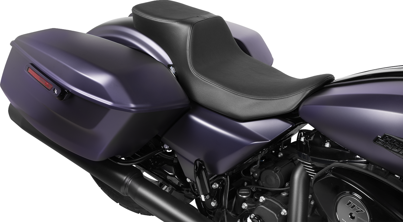 Performance Predator 2-Up Seat with Extended Reach - Predator 2-Up Seat - Extended Reach - Smooth Vinyl - FLHX/FLTR '23-'24 [0801-1940] - Image 3