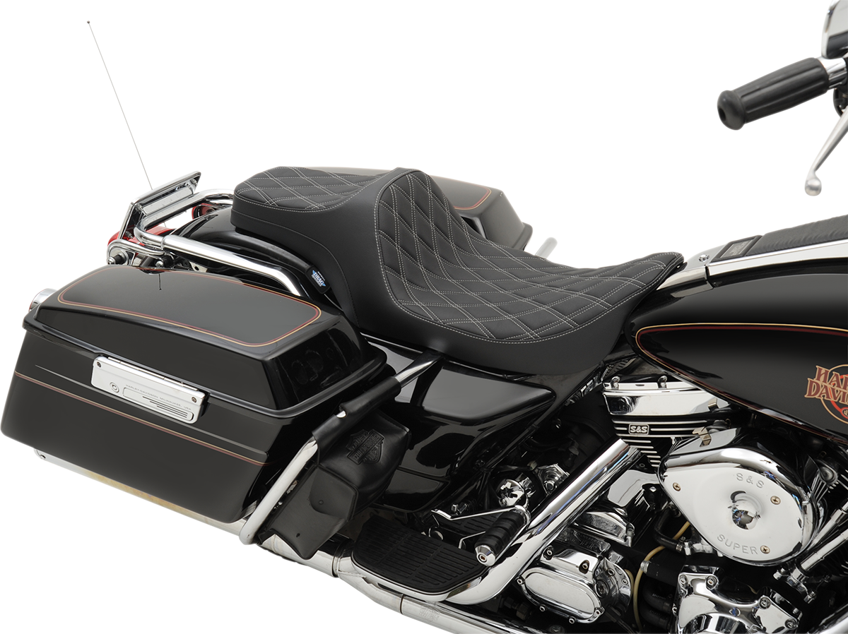 Predator III Seat - Double Diamond - Silver Stitched - FLHR/FLHX '99-'07 [0801-1130] - Image 3