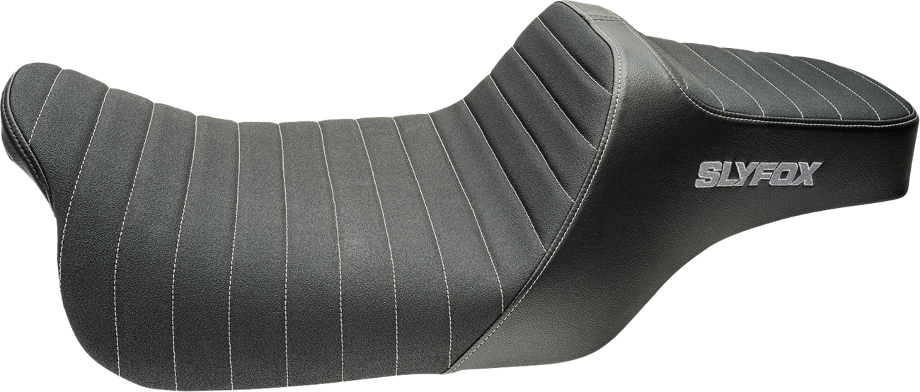 High Noon Seat - Highnoon Seat - Vinyl - Classic Stitch - Silver Logo - FLH/FLT '08-'24 [0801-2096]