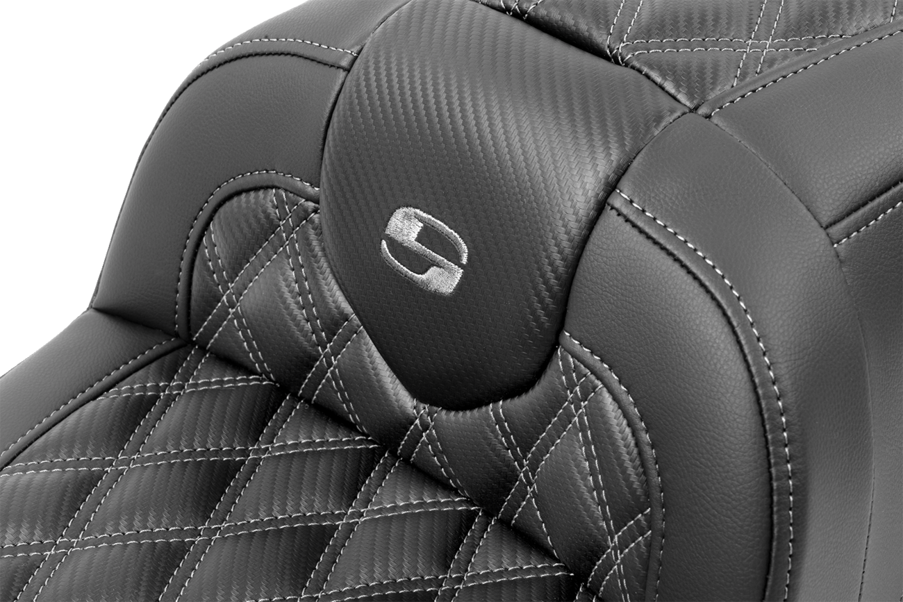 Roadsofa™ Lattice Stitch Seat - RoadSofa™ Seat - with Backrest - Carbon Fiber - Lattice Stitch - Gray Stitch - FLTR/FLHX '23-'24 [0801-1788] - Image 6