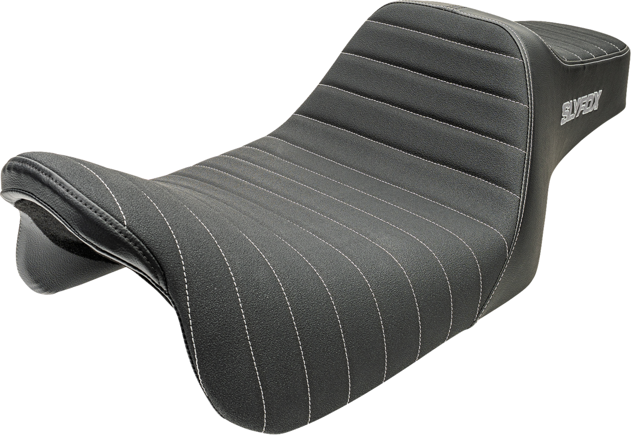 High Noon Seat - Highnoon Seat - Vinyl - Classic Stitch - Silver Logo - FLH/FLT '08-'24 [0801-2096] - Image 3