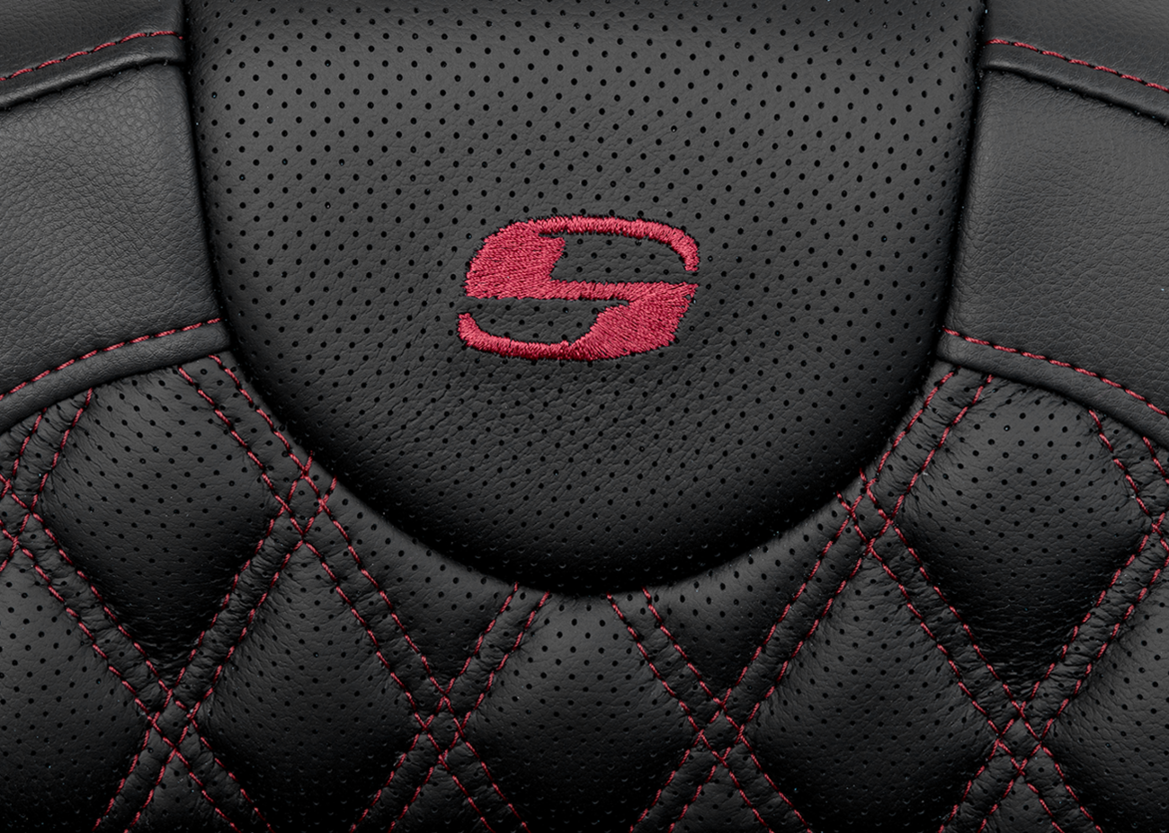 Roadsofa™ Extended Reach Seat - Lattice Stitch - Wine Berry Stitch - with Backrest - FL '08-'24 [0801-1619] - Image 6
