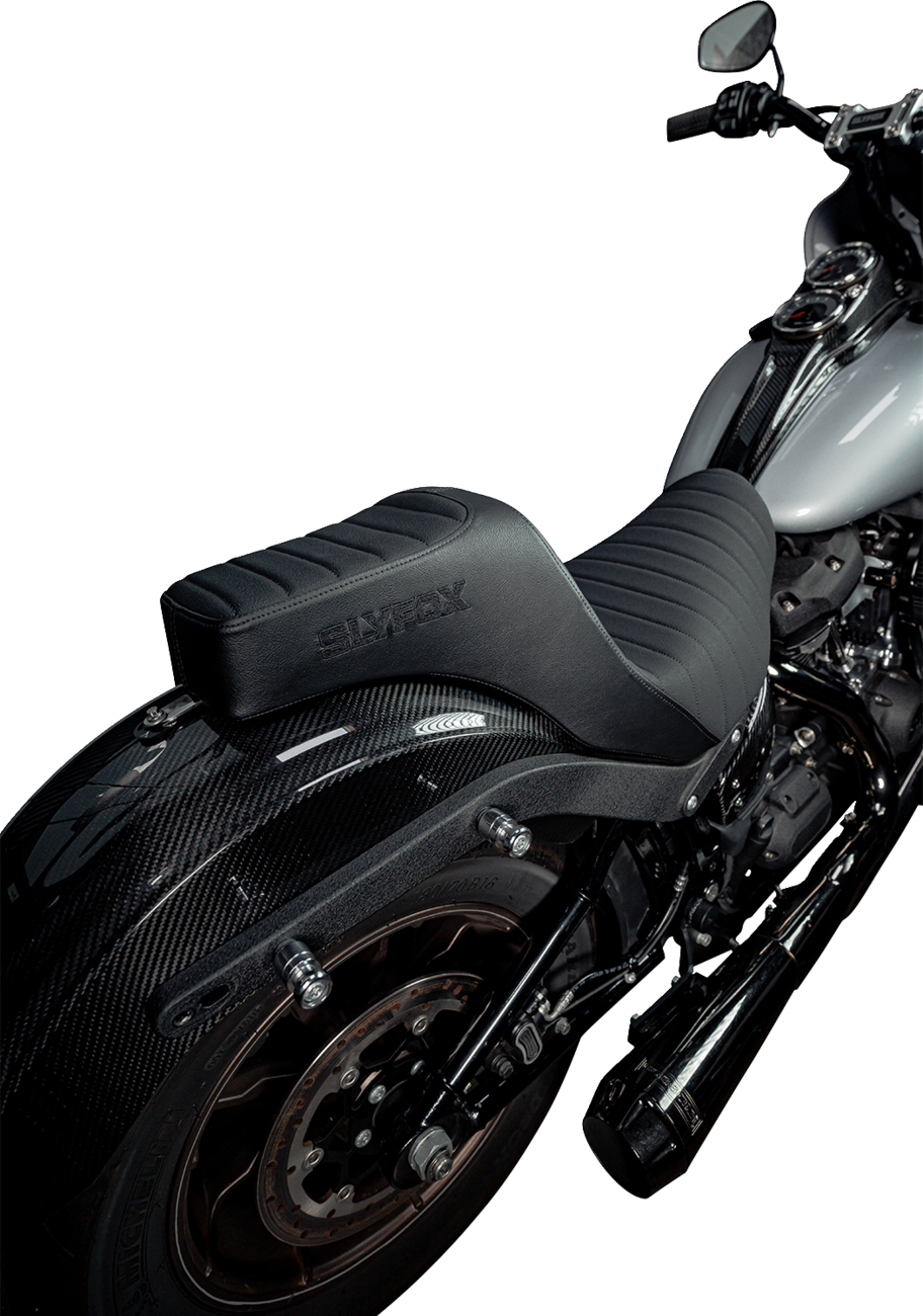 High Noon Seat - Vinyl - Classic Stitch - Black Logo - FL/FX '18-'24 [0802-1656] - Image 6