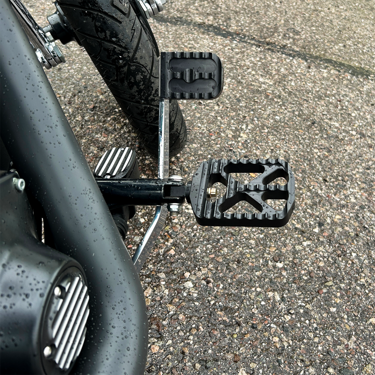 Brake Pedal Cover - Black - Serrated [1610-0718] - Image 2