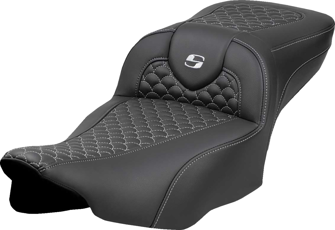 Dragon Scale Stitch RoadSofa™ Seat - Roadsofa™ Extended Reach Seat - Dragon Scale Stitch - Silver Stitch - w/o Backrest - FLT/FLH '23-'24 [0801-2081]