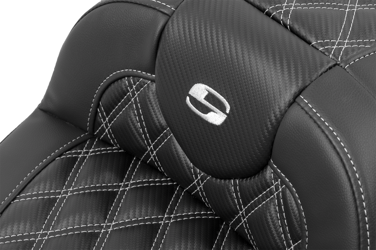 Roadsofa™ Extended Reach Seat - with Backrest - Lattice Stitch - Silver Stitch - FLTR/FLHX '23-'24 [0801-1807] - Image 4