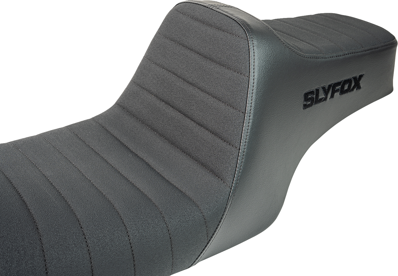 High Noon Seat - Vinyl - Classic Stitch - Black Logo - FL '97-'07 [0801-1992] - Image 3