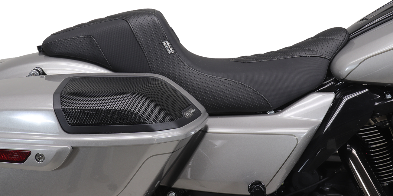 Kodlin Signature Series Squareback™ Seat - Signature Series Squareback™ Seat - Gripper Vinyl - Chevron - Gunmetal Stitch - FLH/FLT '23-'25 [0801-1902] - Image 3