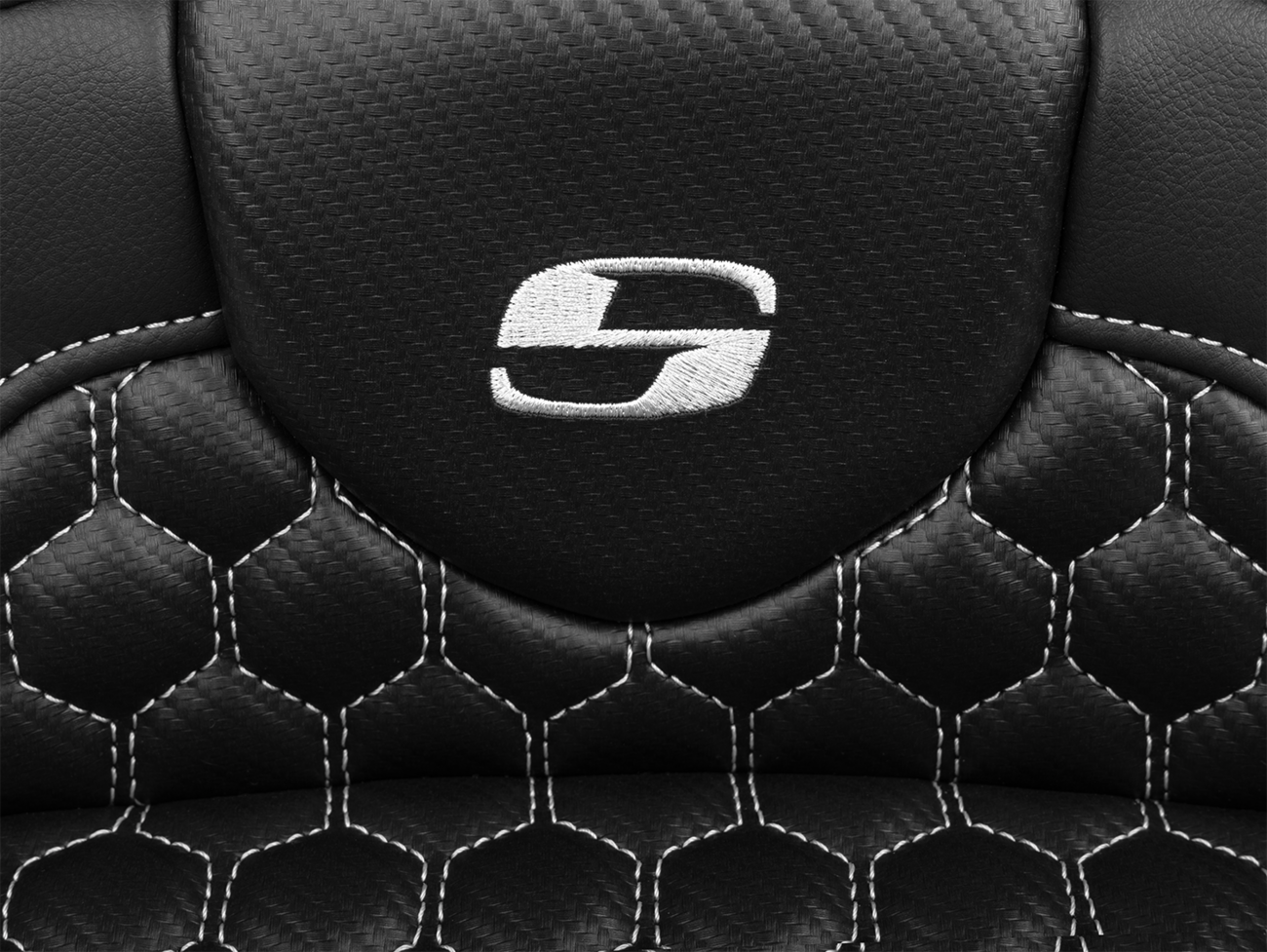 Roadsofa™ Extended Reach Seat - with Backrest - Honeycomb - Silver Stitch - FLTR/FLHX '23-'24 [0801-1767] - Image 5