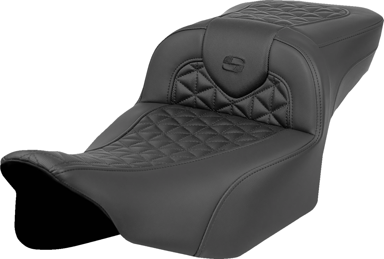 Extended Reach RoadSofa™ Tri Gripper Seat - RoadSofa™ Tri Gripper Seat - Extended Reach - w/o Backrest - FLH/FLT '23-'24 [0801-1963]